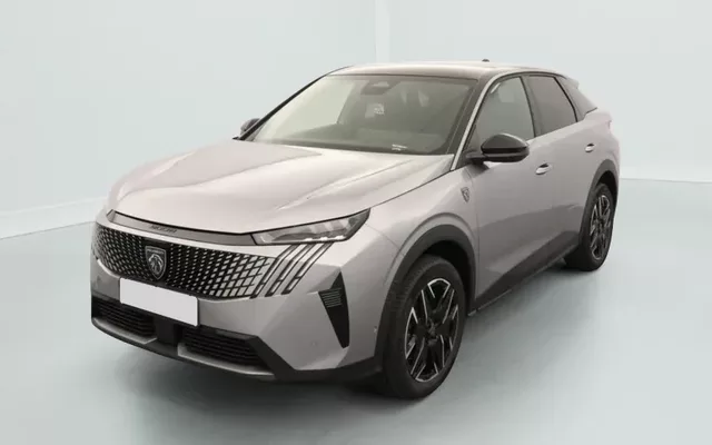 Peugeot 3008 GT 1.2 HYBRID 145 Zéro km immatriculé