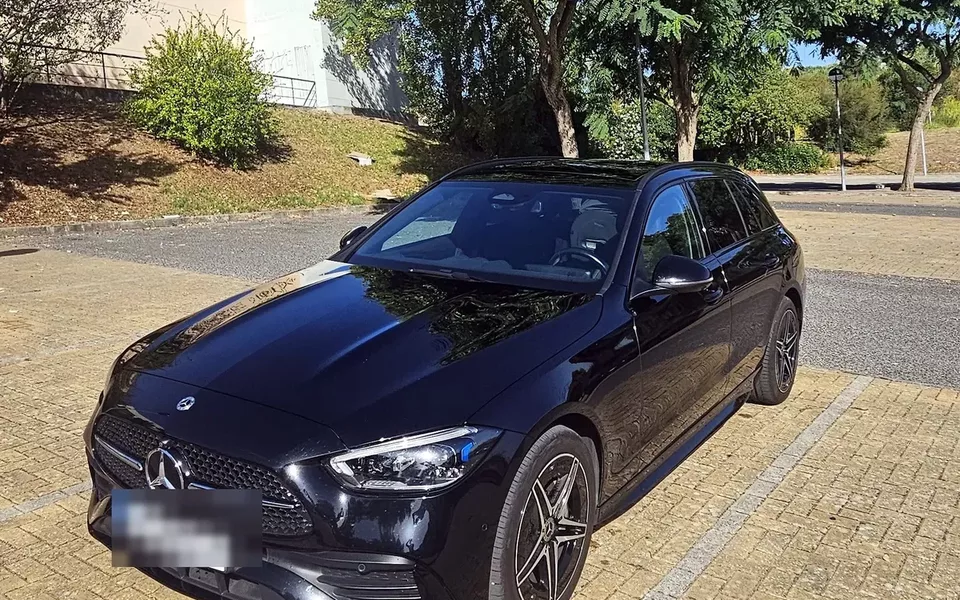 Mercedes-Benz C 300 e AMG Line