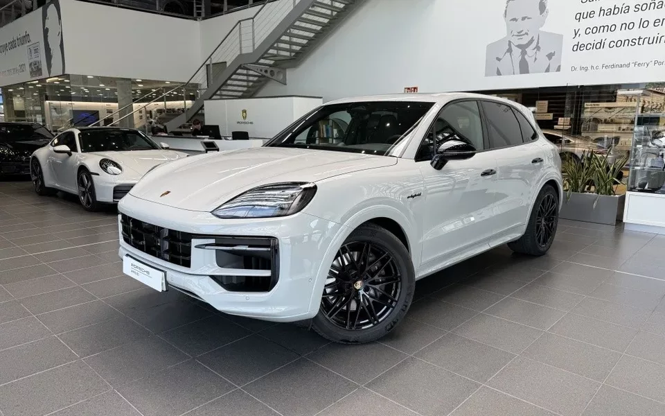 PORSCHE Cayenne Cayenne E-Hybrid Black Edition Aut.