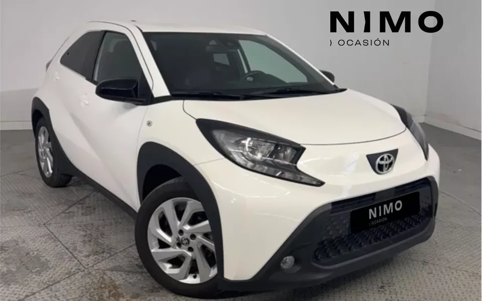 TOYOTA Aygo X Cross AYGO X CROSS 1.0 VVT-I 72CV Play