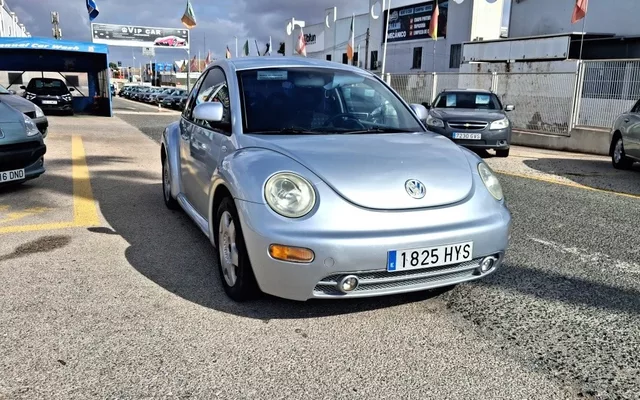 VOLKSWAGEN Beetle Beetle 2.0 Aut.