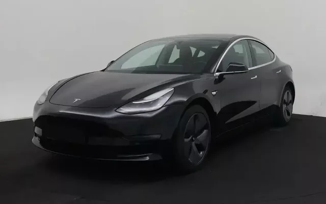 Tesla Model 3 Long-Range Dual Motor AWD