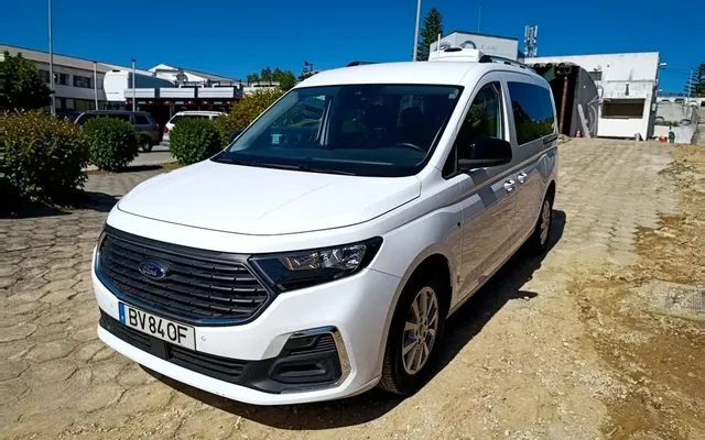 Ford Tourneo Connect Grand 2.0 TDCi Titanium