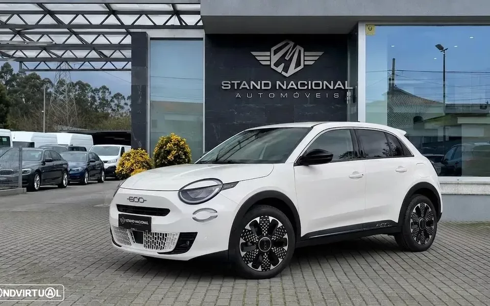 Fiat 600 1.2 Hybrid La Prima