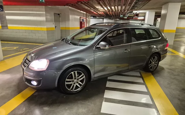 VW Golf Variant 1.9 TDi BlueM Confortline