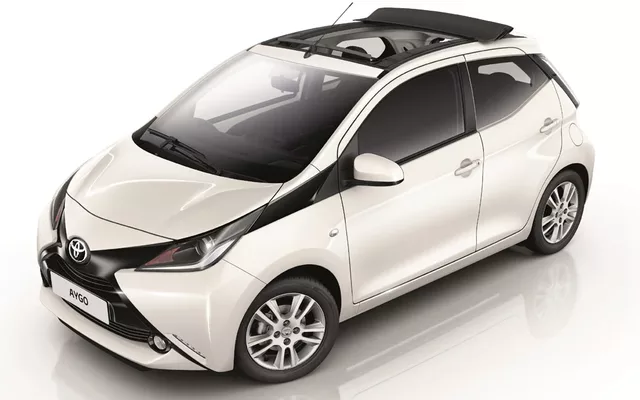 TOYOTA Aygo Aygo 70 x-cite