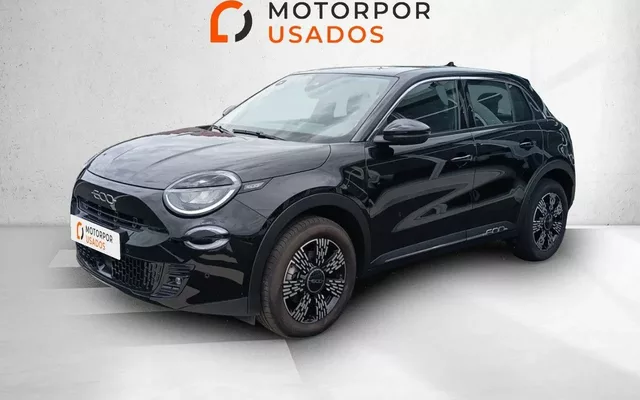 Fiat 600 1.2 Hybrid Icon