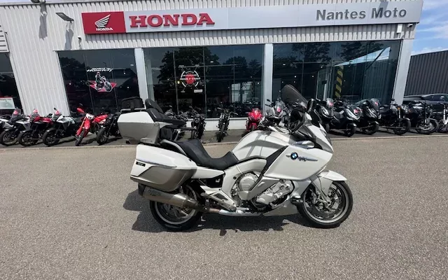 Village motos
