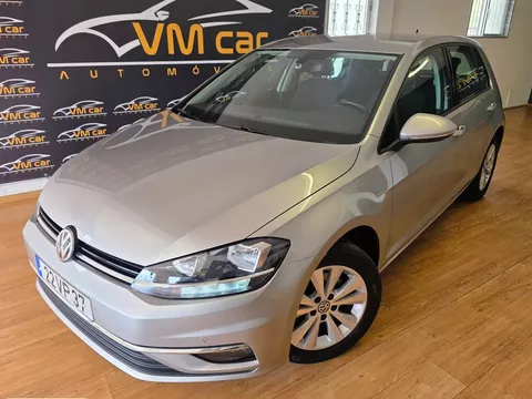VW Golf 1.6 TDI Confortline