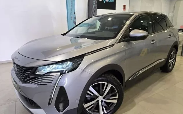 PEUGEOT 3008 3008 1.2 PureTech S&S Allure 130