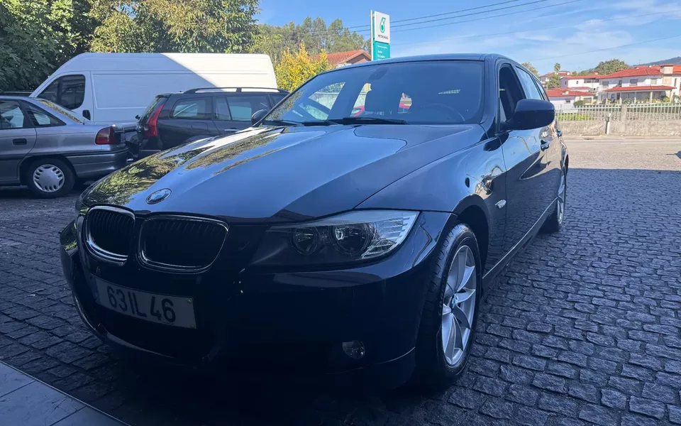BMW 320