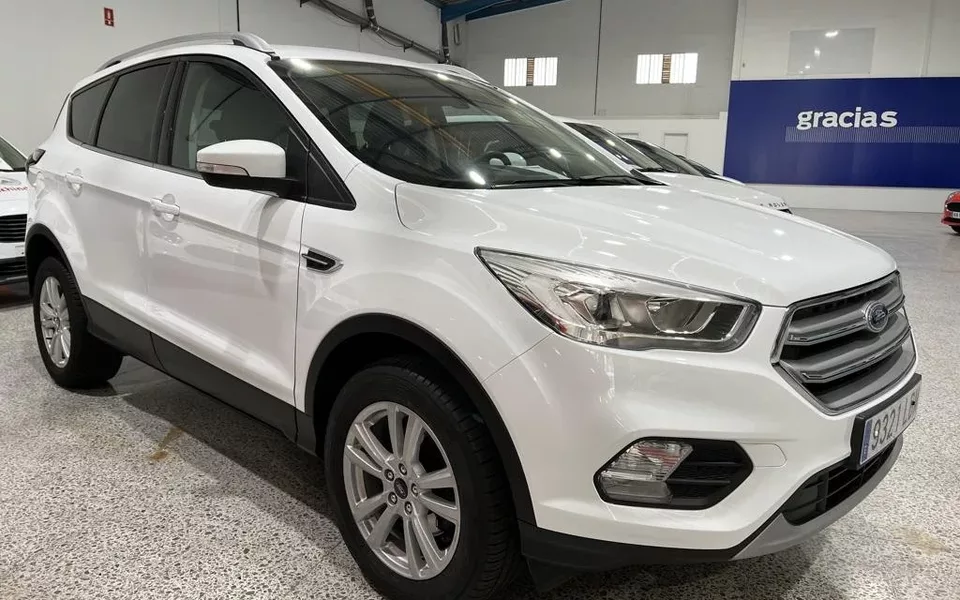 FORD Kuga Nuevo 1.5 EcoB. Auto S&S Trend+ 4x2 120