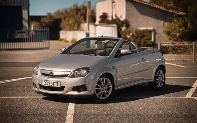 Opel Tigra TwinTop 1.4 (Enjoy)