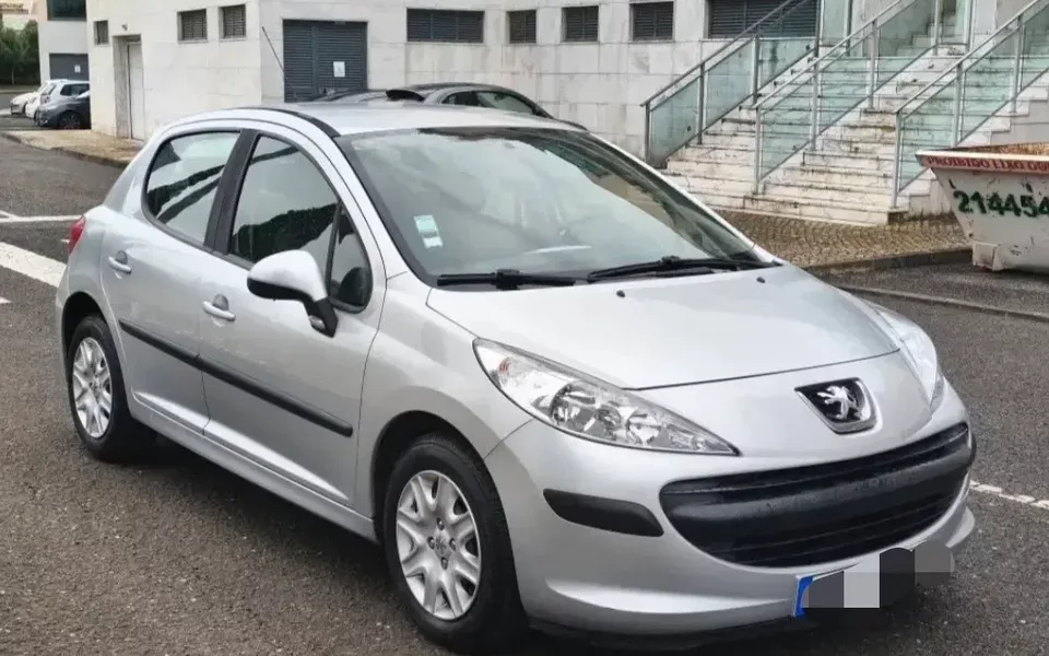 Peugeot 207