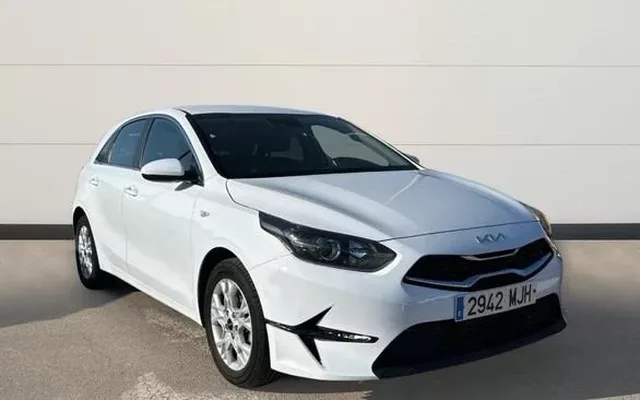 KIA Ceed Ceed 1.6 MHEV iMT Drive 136