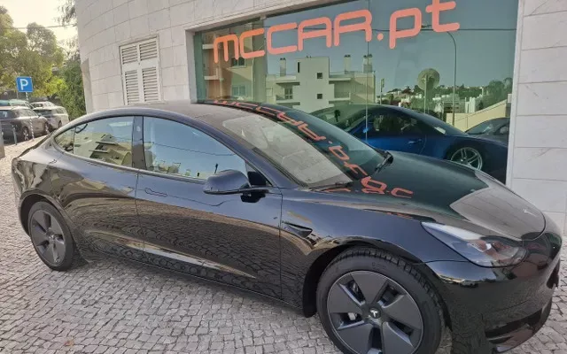 Tesla Model 3 Standard RWD
