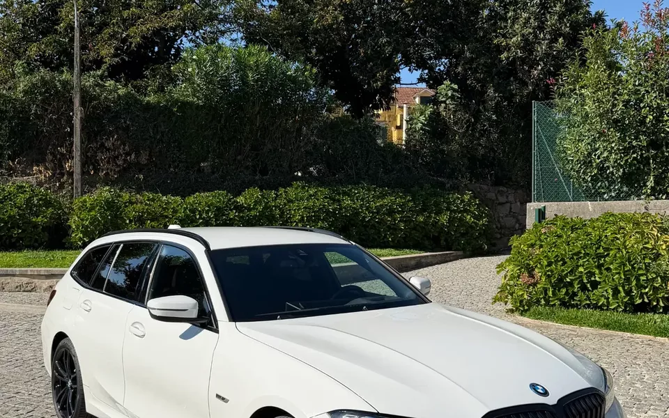 BMW 330 e Pack M Auto