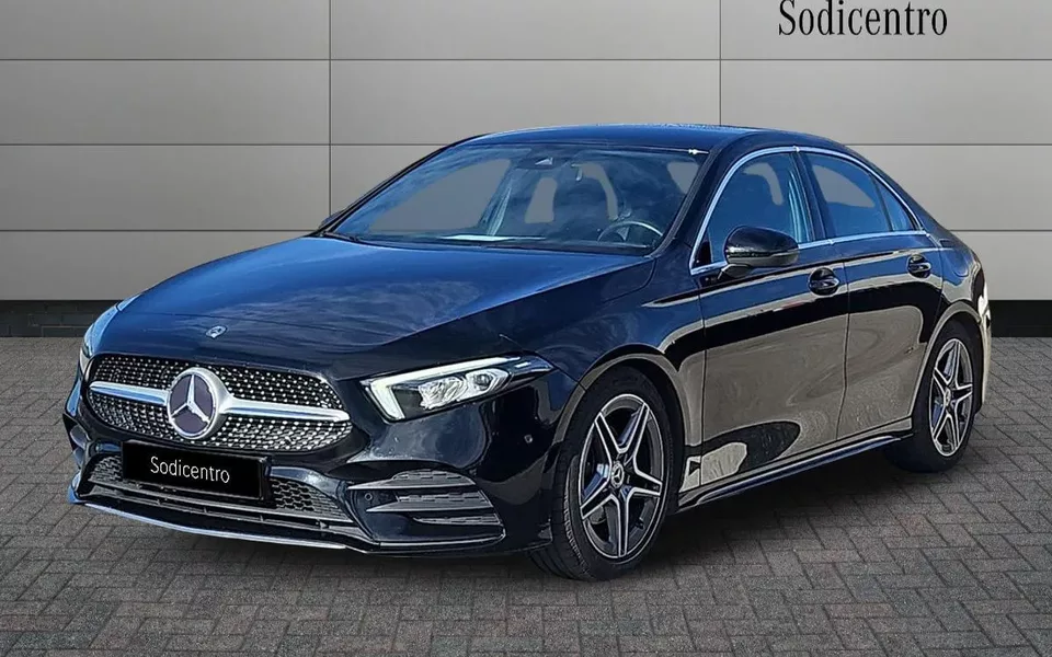 Mercedes-Benz A 180 Limousine d AMG Line Aut.