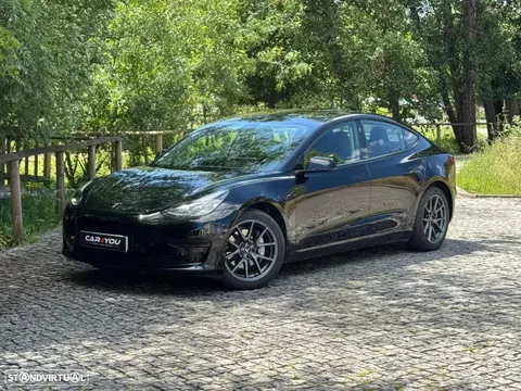 Tesla Model 3 Standard Range Plus RWD