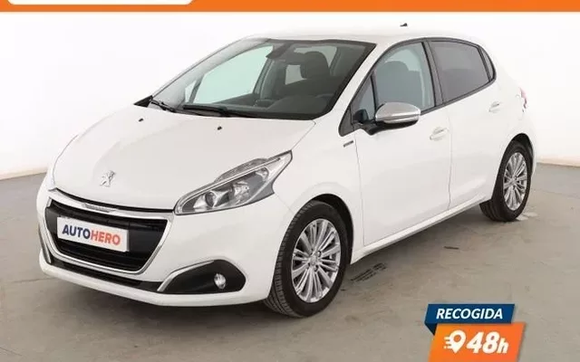 PEUGEOT 208 208 1.5BlueHDi S&S Signature 100
