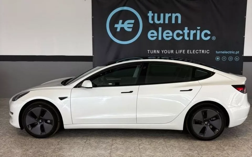 Tesla Model 3 Long Range Tração Traseira