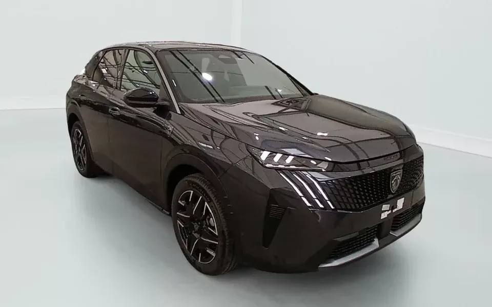 Peugeot 3008 Hybrid 136 e-DCS6 GT Zéro km immatriculé