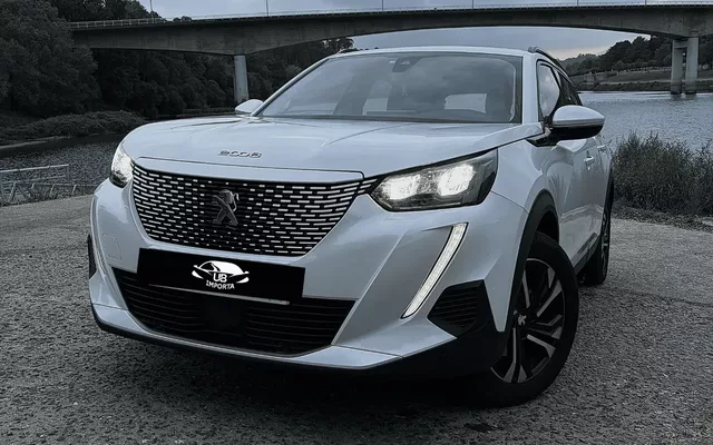 Peugeot e-2008 Allure Pack
