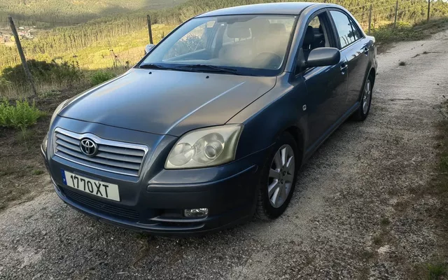 Toyota Avensis S/D 1.6 Executive