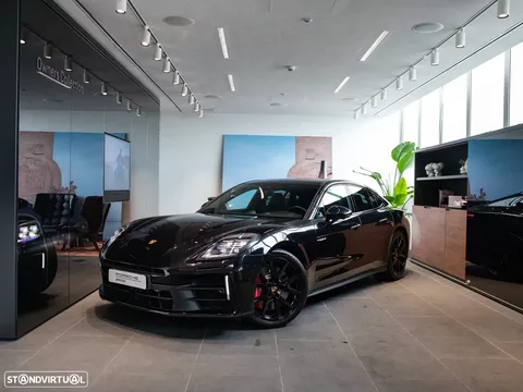 Porsche Panamera 4S E-Hybrid