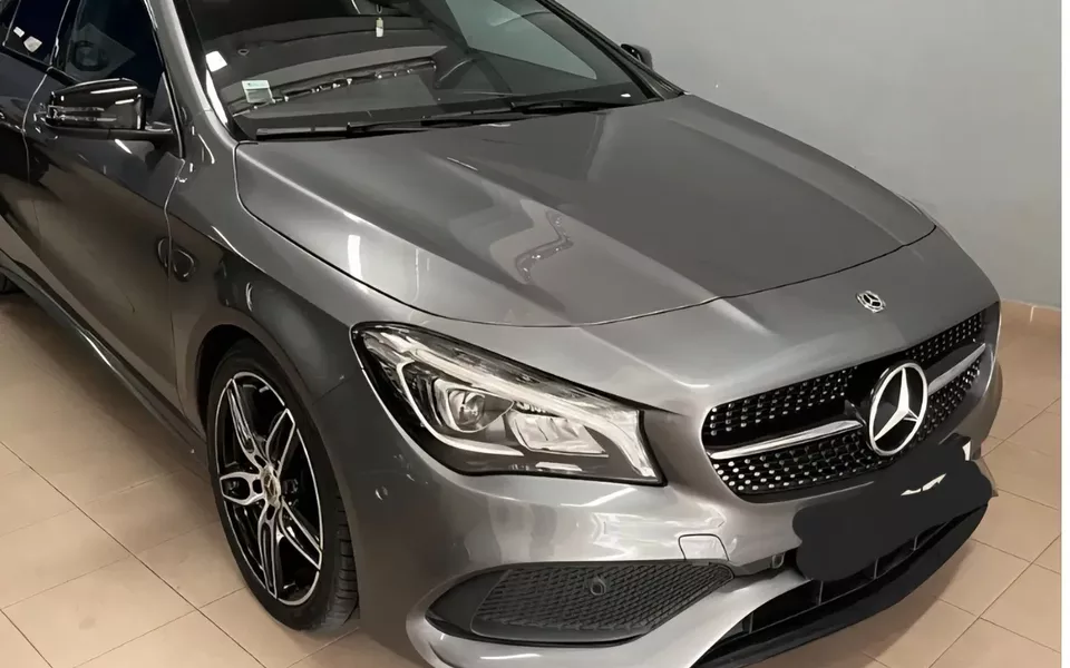 Mercedes-Benz CLA 200