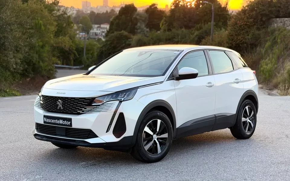 Peugeot 3008 PureTech 130 Stop & Start GPF EAT8 Active