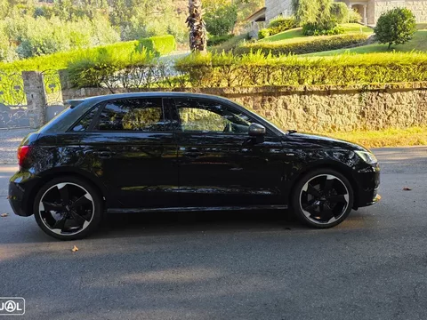 Audi A1 Sportback 1.6 TDI S-line S tronic