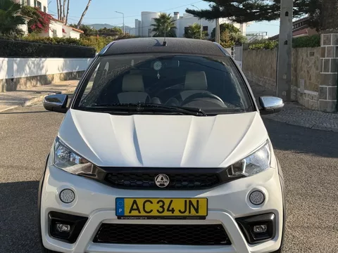 Aixam Crossover