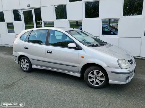 Nissan Almera Tino