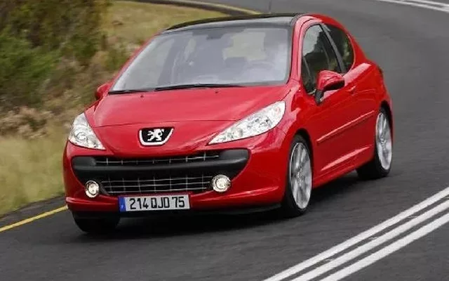 PEUGEOT 207 207 1.6 HDI Sport 110