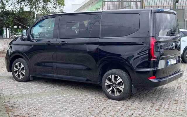 VOLKSWAGEN - Caravelle - Caravelle 2.0 TDI Life A8