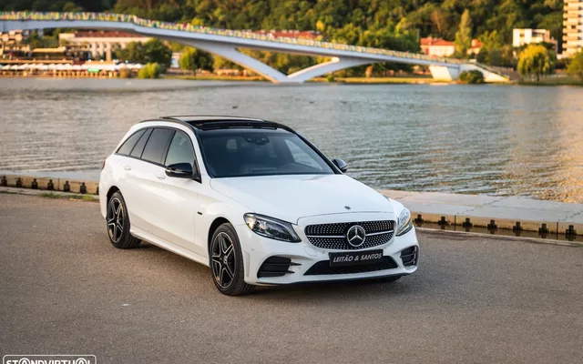 Mercedes-Benz C 300 de T 9G-TRONIC AMG Line