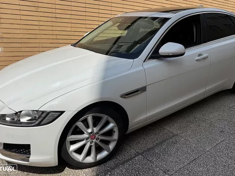 Jaguar XF 2.0 D Prestige AWD Aut.