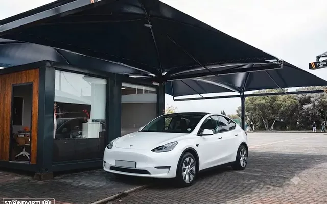 Tesla Model Y Long Range Dual Motor AWD