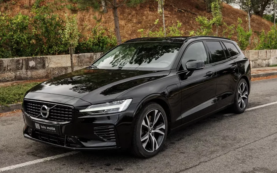 Volvo V60 2.0 T6 AWD TE R-Design