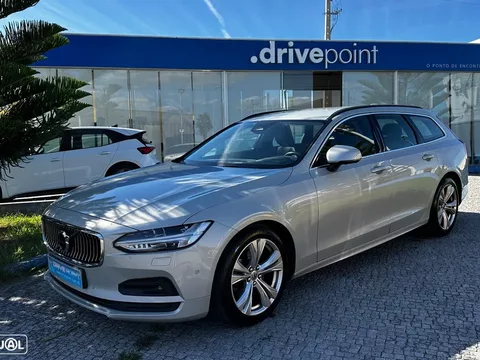 Volvo V90 2.0 B4 Momentum Plus Geartronic