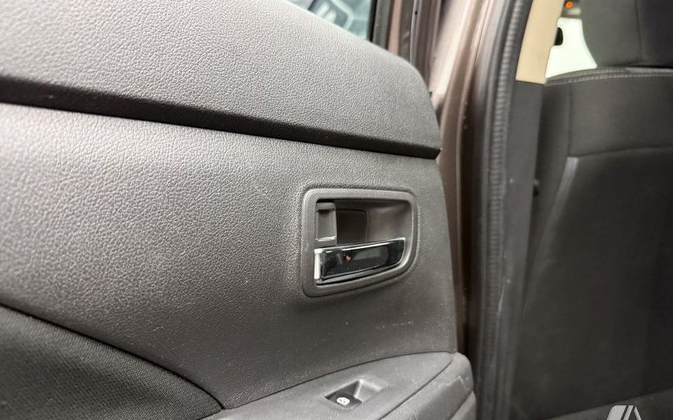 MITSUBISHI Outlander Outlander 220DI-D Motion 2WD 7pl.