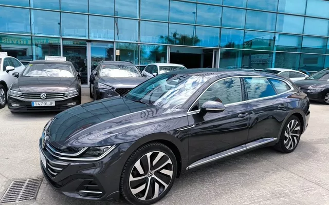 VOLKSWAGEN Arteon Arteon Shooting Brake 2.0TDI R-Line DSG7 147kW