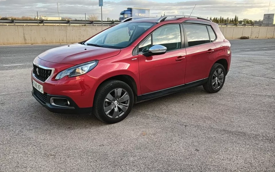 PEUGEOT 2008 2008 1.5 BlueHDI S&S Allure 100