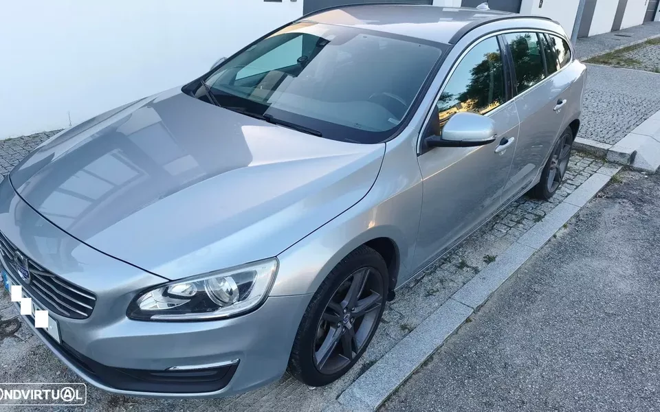 Volvo V60 2.0 D2 Momentum Drive