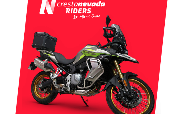 VOGE 900 DSX
