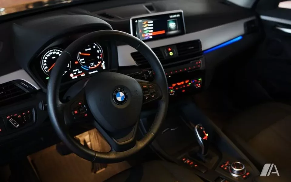 BMW X1 X1 sDrive 18dA Business (4.75)