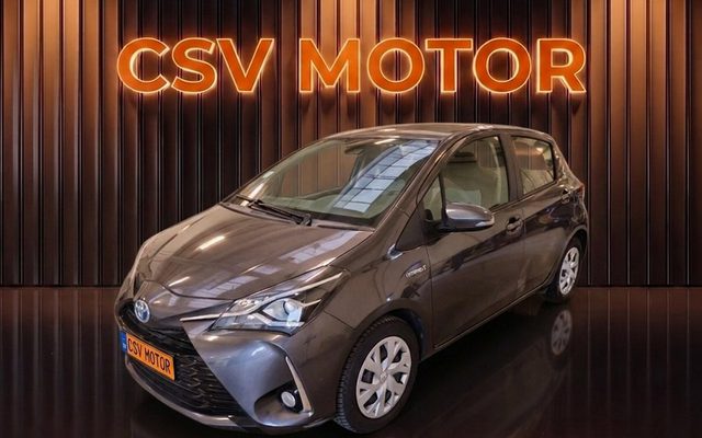 TOYOTA Yaris Yaris 100H 1.5 Active Tech