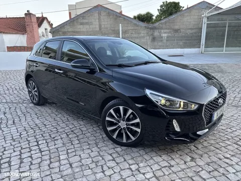 Hyundai i30 1.6 CRDI Comfort+Navi 7DCT