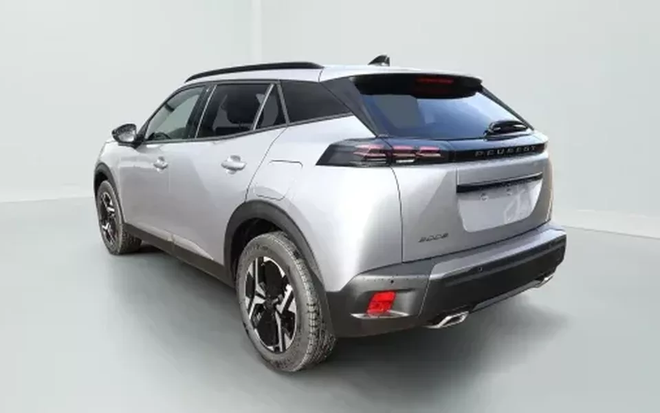 Peugeot 2008 HYBRID 145 ALLURE Zéro km immatriculé